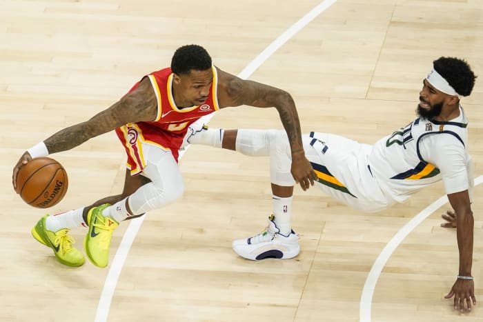 Utah Jazz Mike Conley (10)